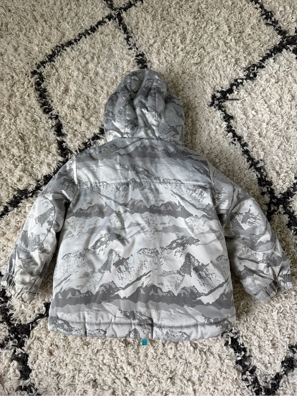 Cat & Jack Grey Patterned Hooded Puffer Jacket 2Y